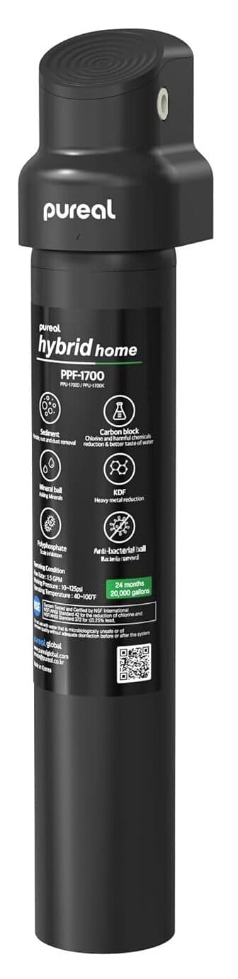 Корейский фильтр для воды PPU-1700 для обычных смесителей - Основными преимуществами фильтра для воды PPU-1700 являются сочетание компактного размера, высокого качества очистки воды и производительности, современного дизайна и удобного обслуживания.
Проточный фильтр для очистки воды PPU-1700 устроен по принципу гибридной фильтрации. Гибридная технология фильтрации воды позволяет объединять несколько ступеней очистки в один картридж и существенно экономить место под мойкой. Фильтр улавливает механические примеси размером до 1 мкм, удаляет хлор и хлороформ, препятствует образованию бактерий внутри фильтра, что также влияет на увеличение ресурса фильтра. Фильтр содержит прессованный активированный уголь Picocarb.
Благодаря высокой скорости фильтрации и большому ресурсу фильтр PPU-1700 можно подключать напрямую к кухонному смесителю. Быстрая система установки картриджа PnP (Plug&Play) упрощает монтаж и последующее обслуживание фильтра. Замена картриджа происходит всего за несколько секунд без вызова специалиста и даже без отключения воды благодаря встроенному обратному клапану в держателе фильтра.